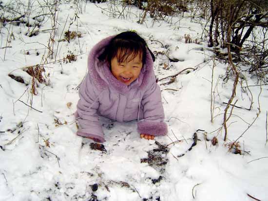 백아산 산행에 의젓하게 걸었던 누나 김해강이는 2001년 1월 14일 생이다. 